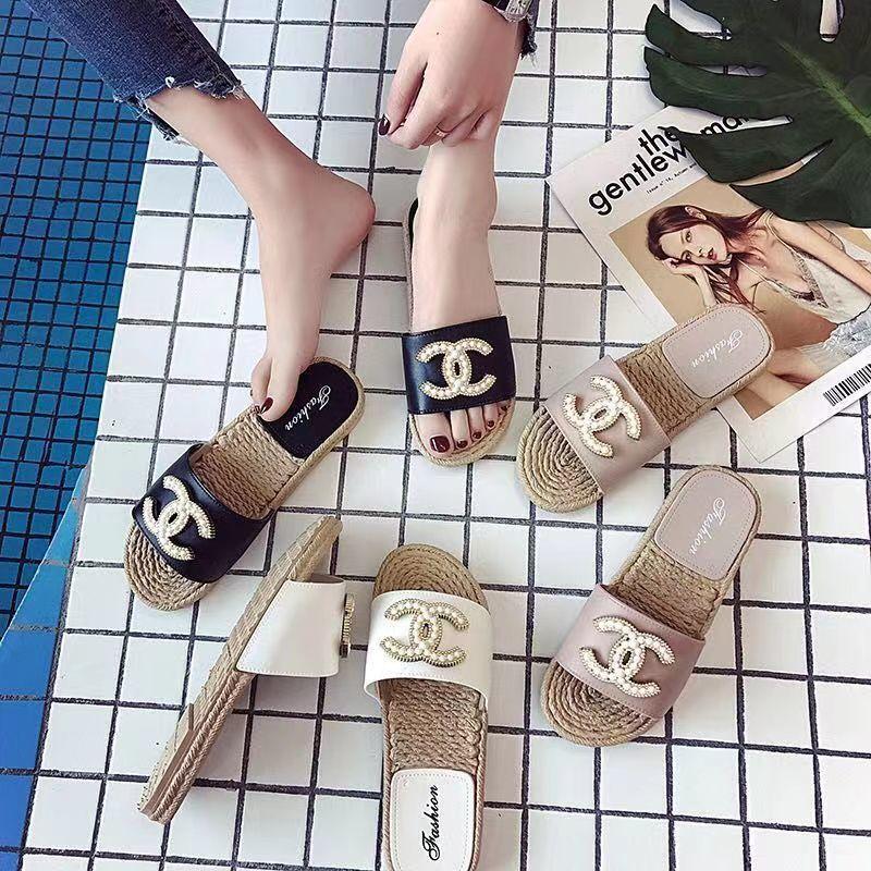 Fashionable Thick Bottom Outer Wear Four Seasons Household Non-Slip Sandals 1024071127