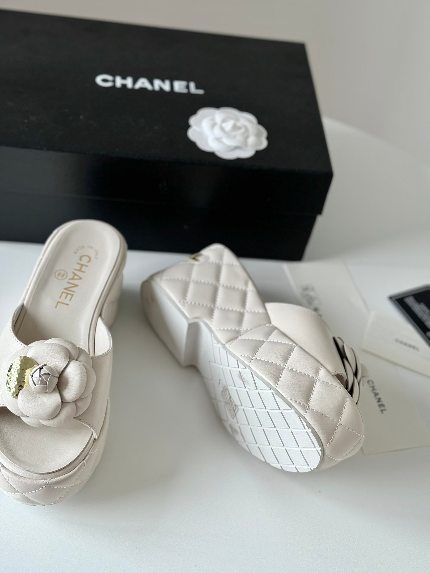 24SS camellia platform slippers 0724042709