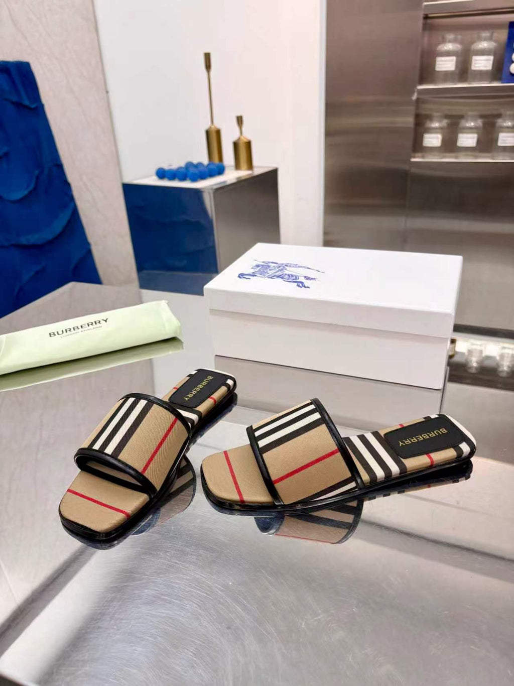 BBR Fashion Striped Slippers 0726051906