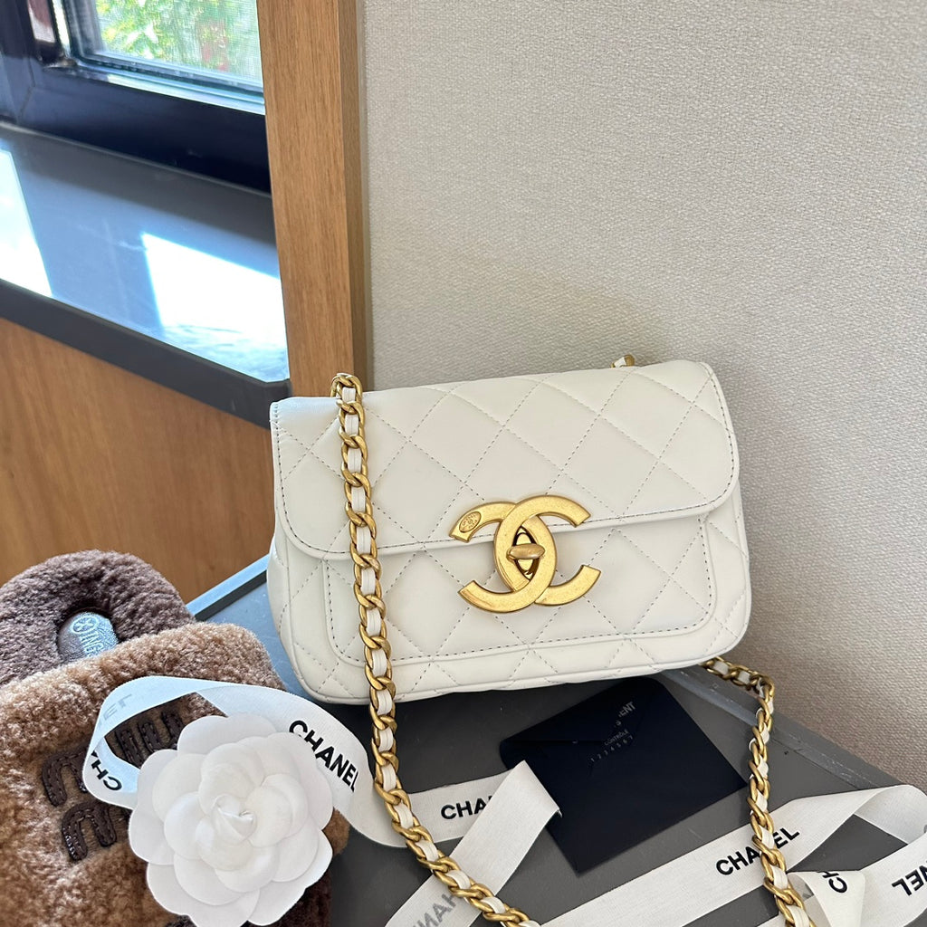 New big logo diamond square fat bag 0724082603