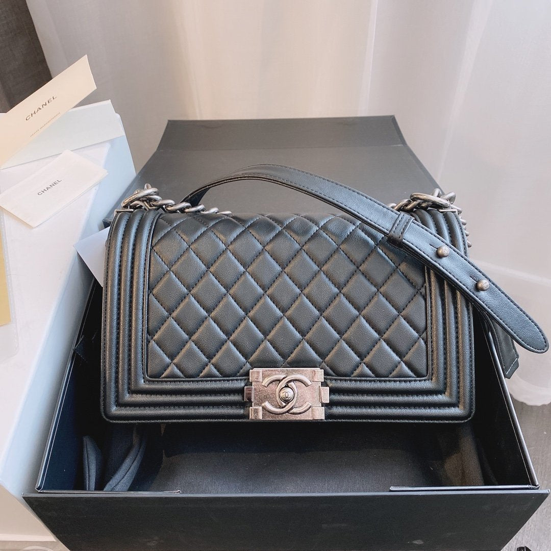 Classic Edition Bags WB01042701
