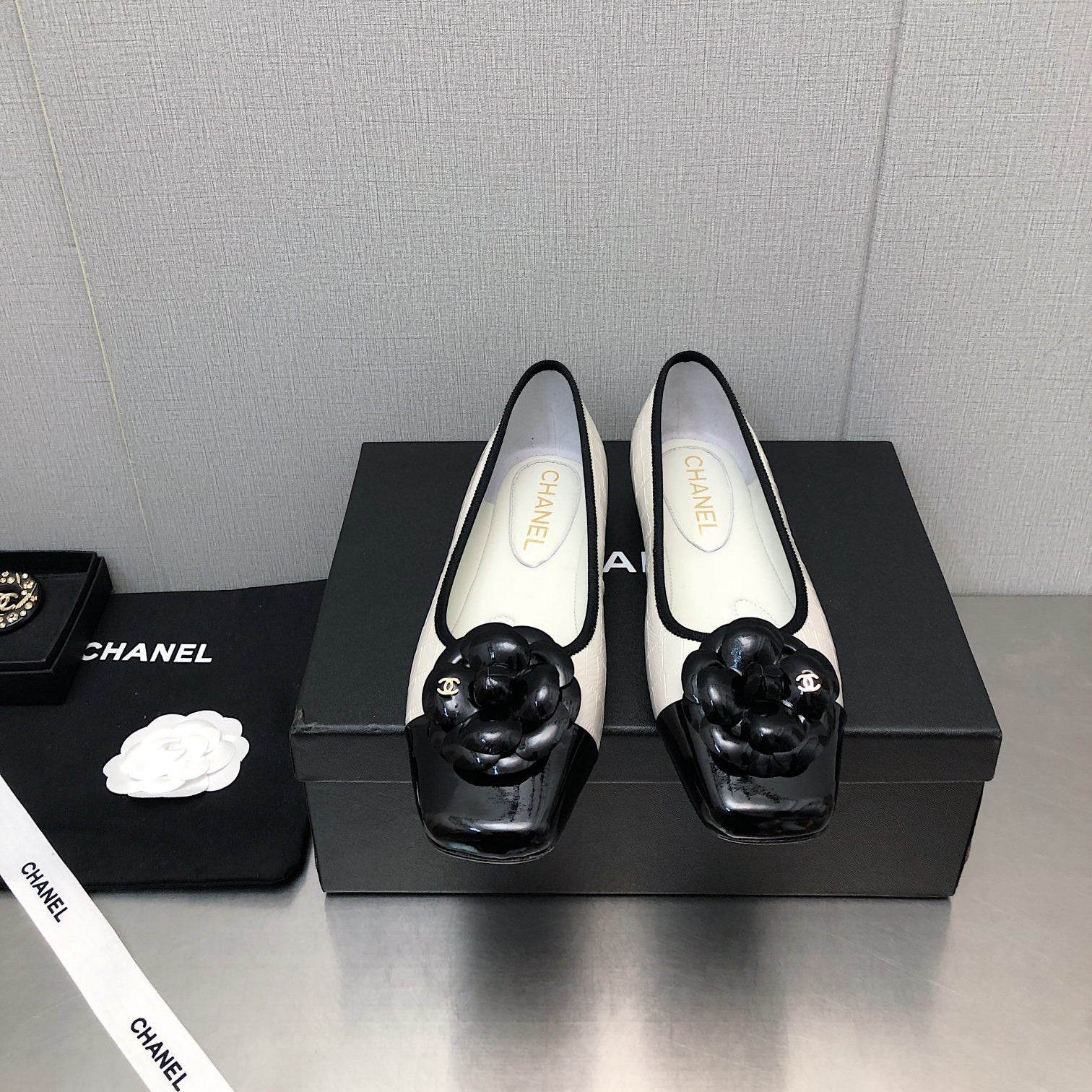 -flat slip-on sandals XC07062910
