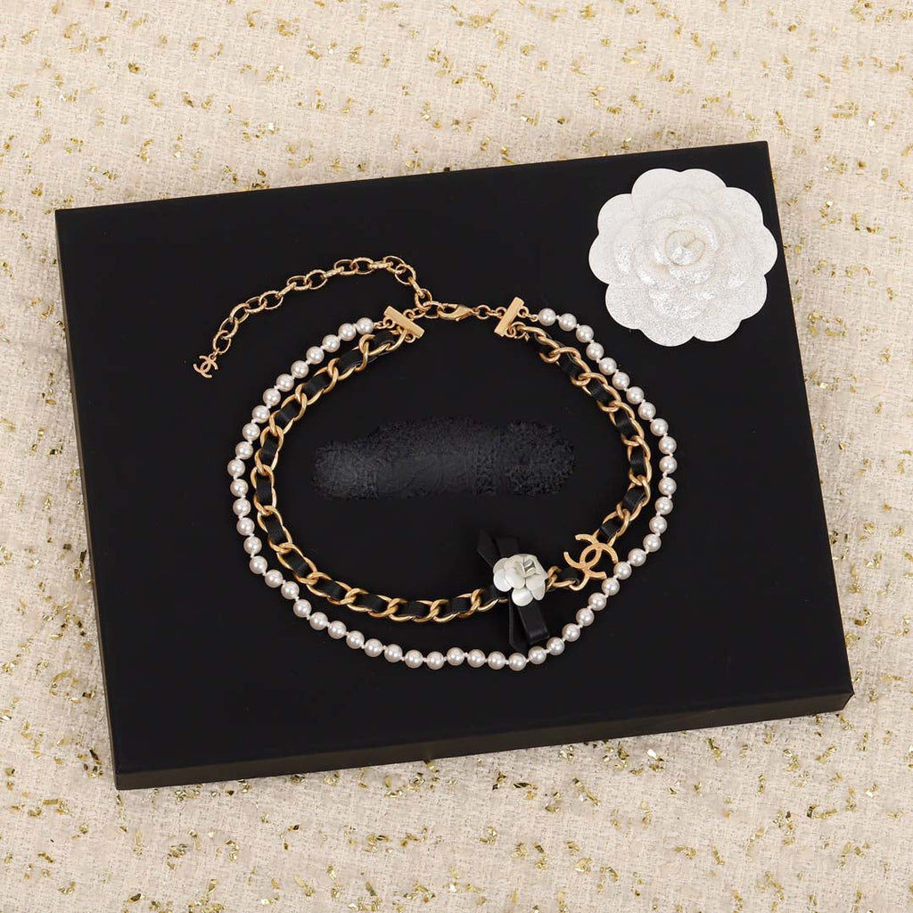 Camellia necklace