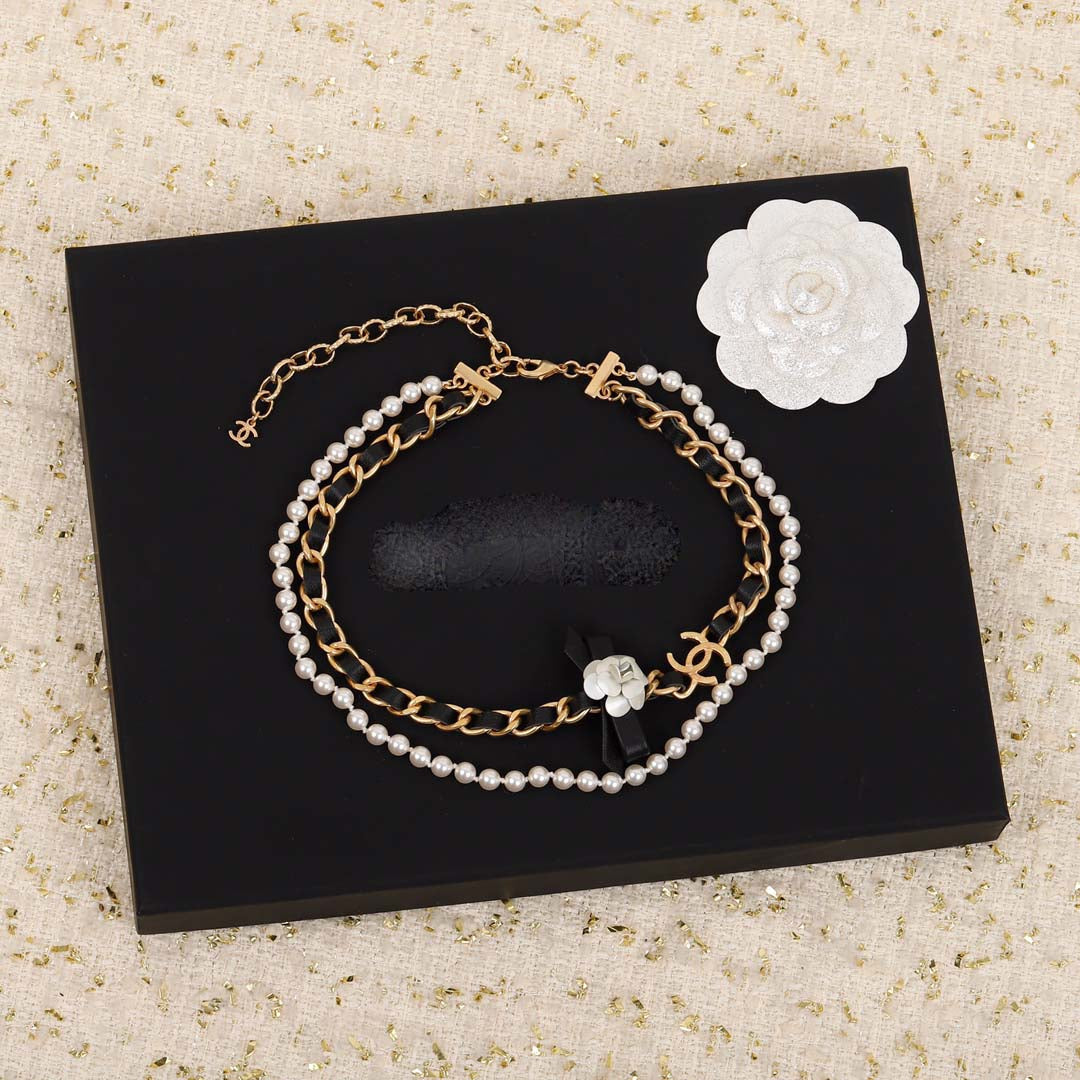 Camellia necklace