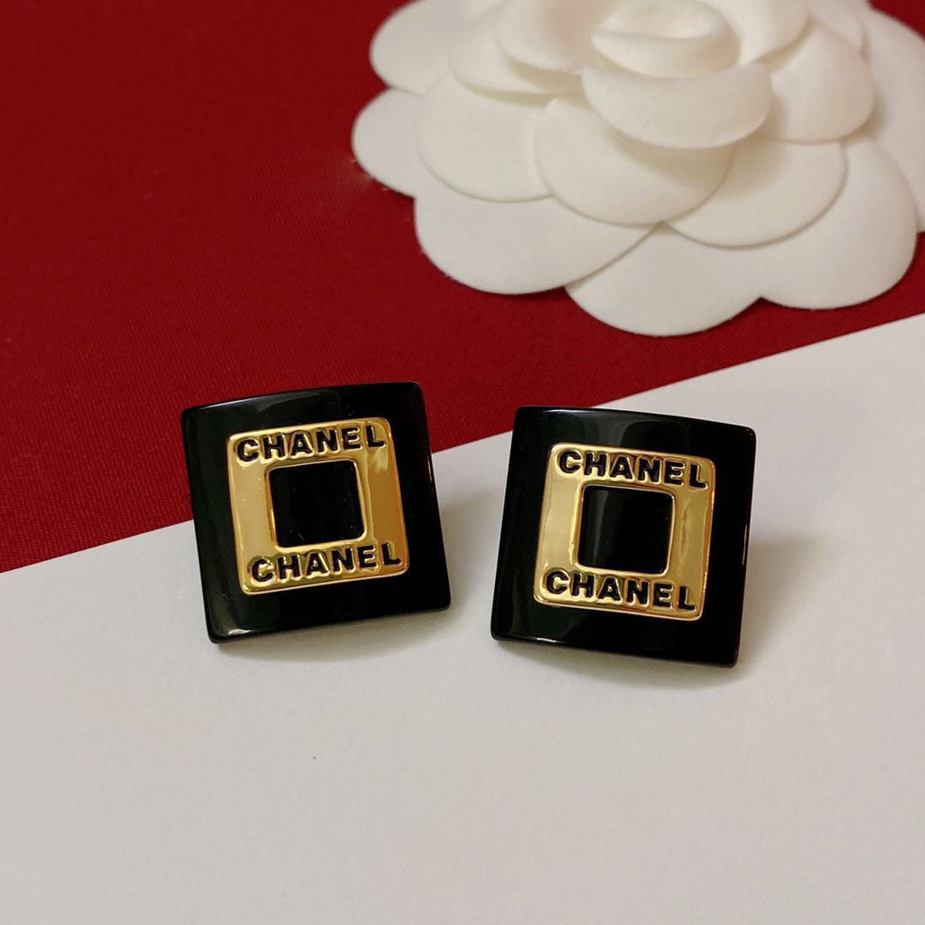 Fashion and versatile high-end earrings PD10062605