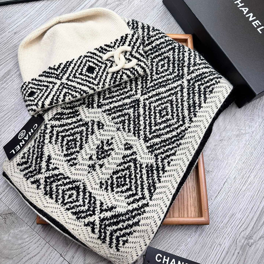 Classic Hat and Scarf Set 1024101112