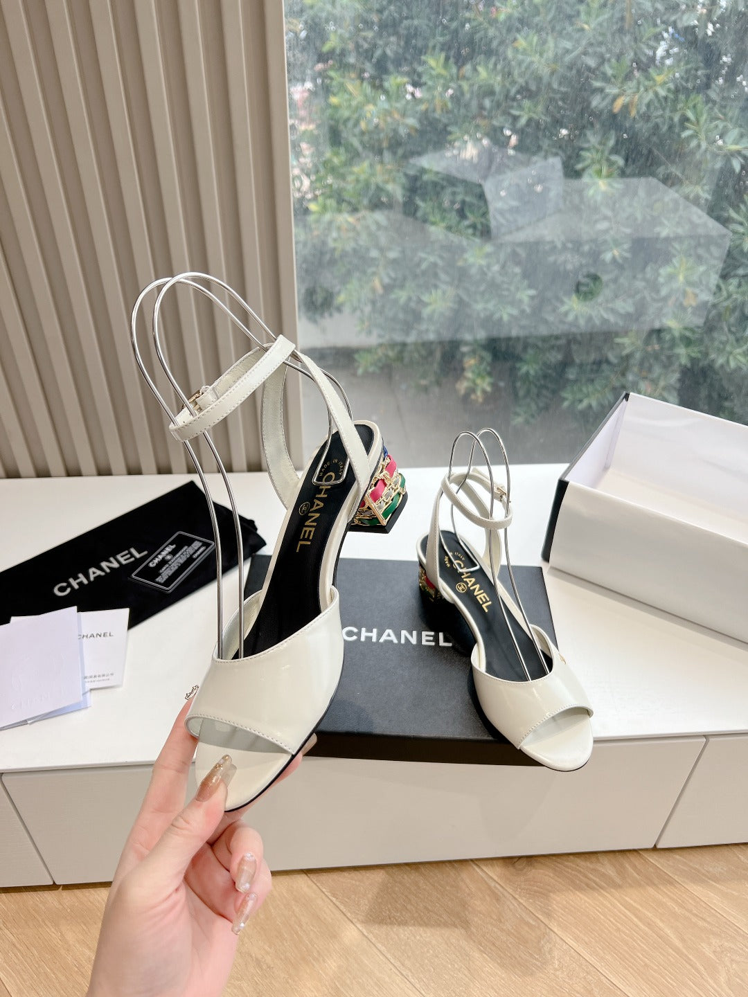 Chane1 top fashion classic low heel sandals 0724030824