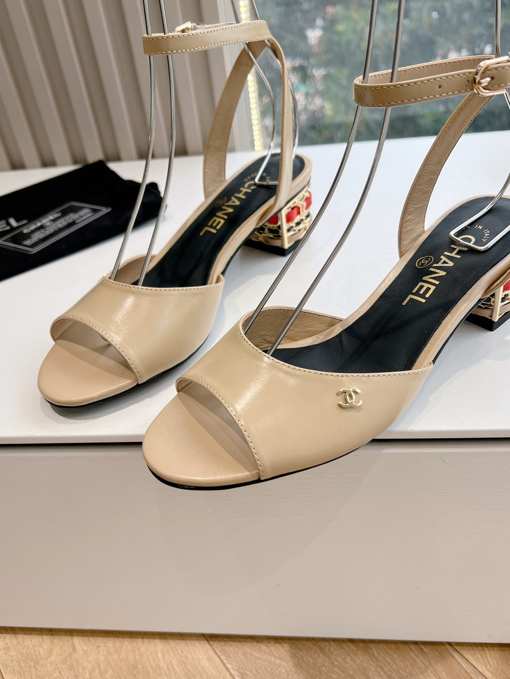 Chane1 top fashion classic low heel sandals 0724030824