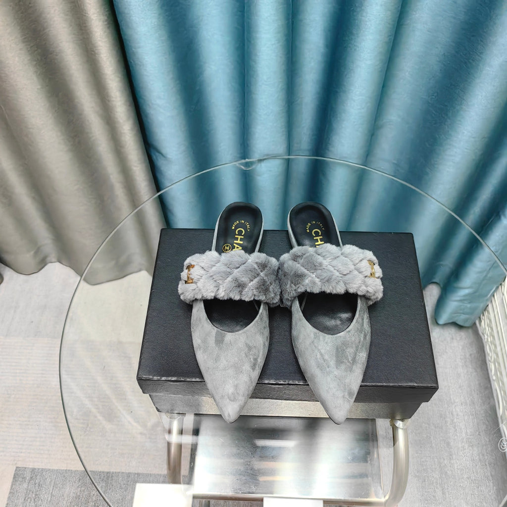 Fashion Pointed Toe Plush Slippers 0725021002