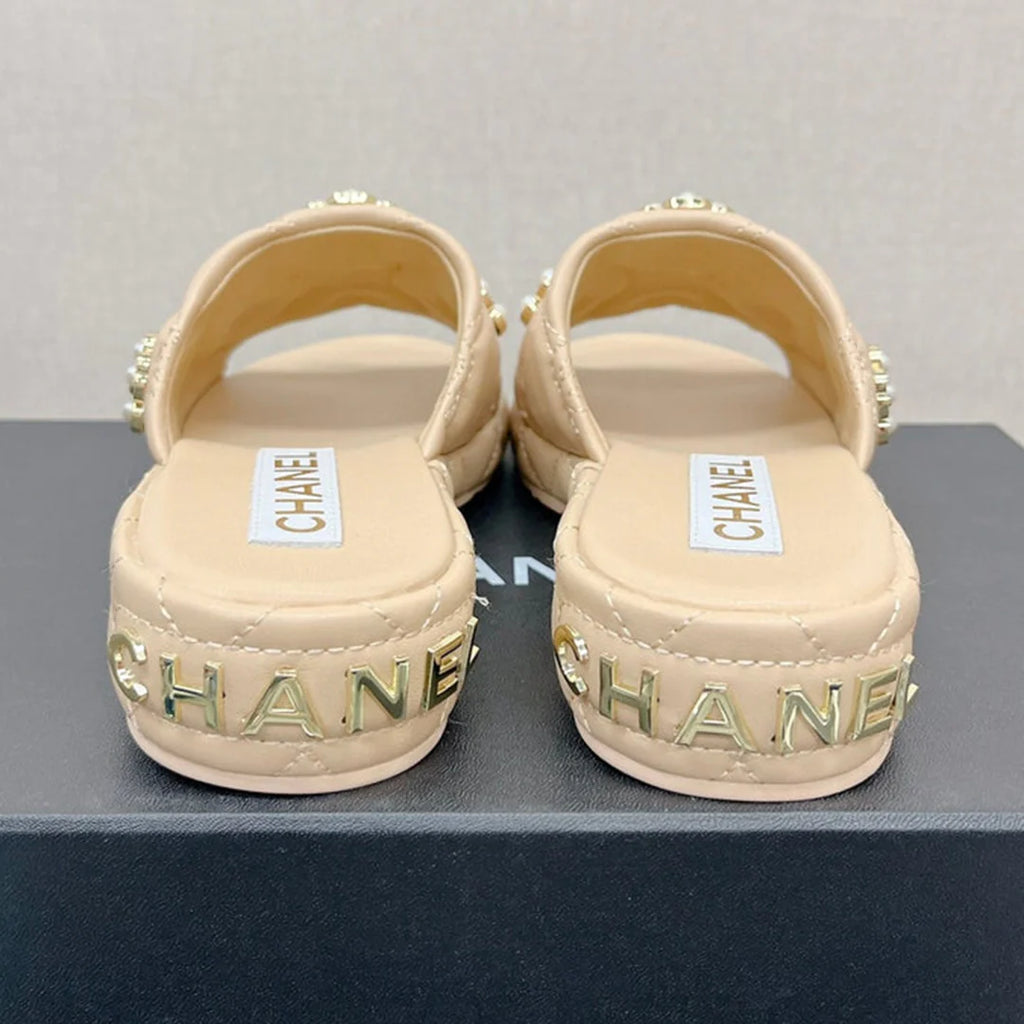 New Fashion Versatile Sandals 1024070120