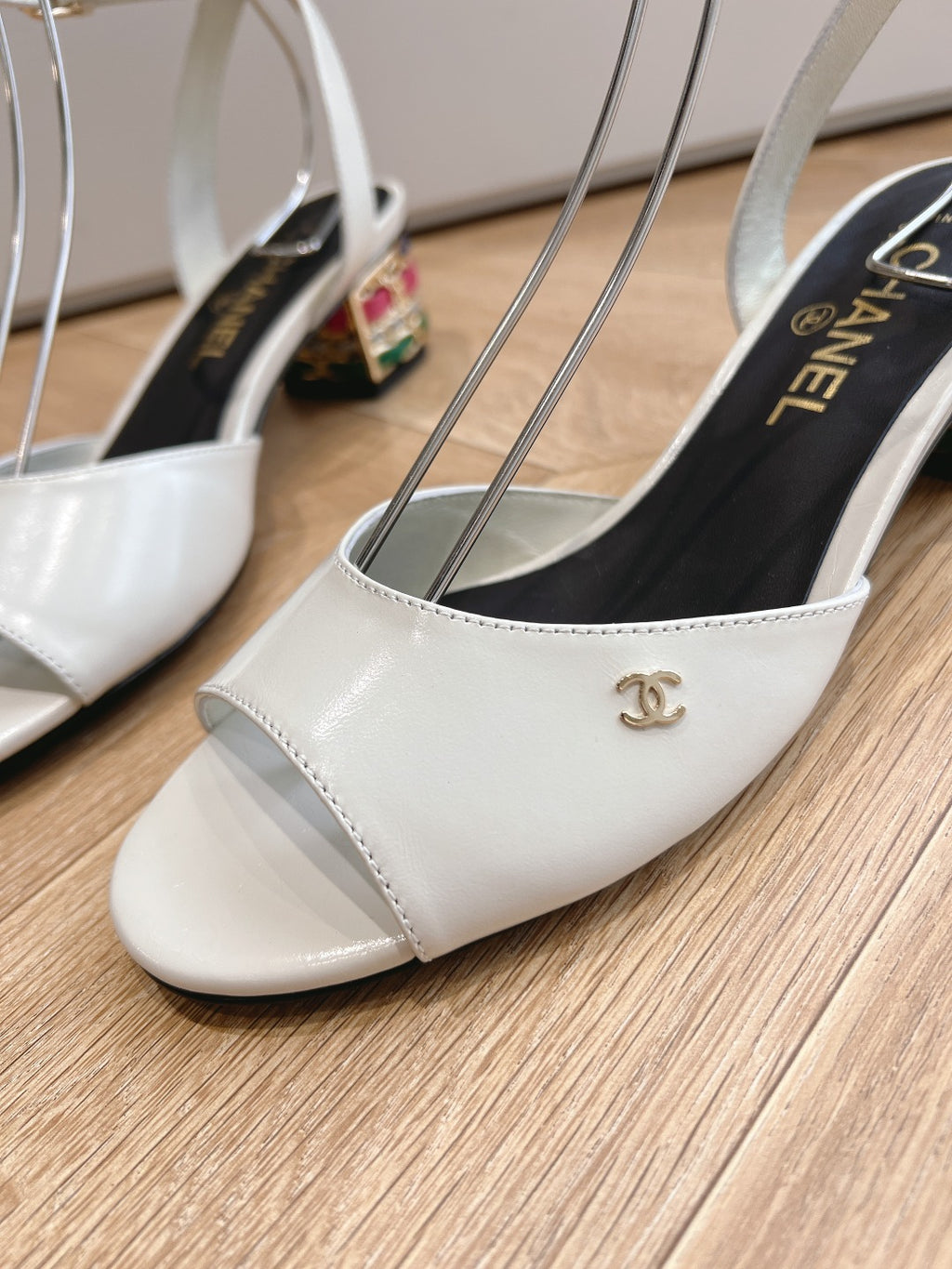 Chane1 top fashion classic low heel sandals 0724030824