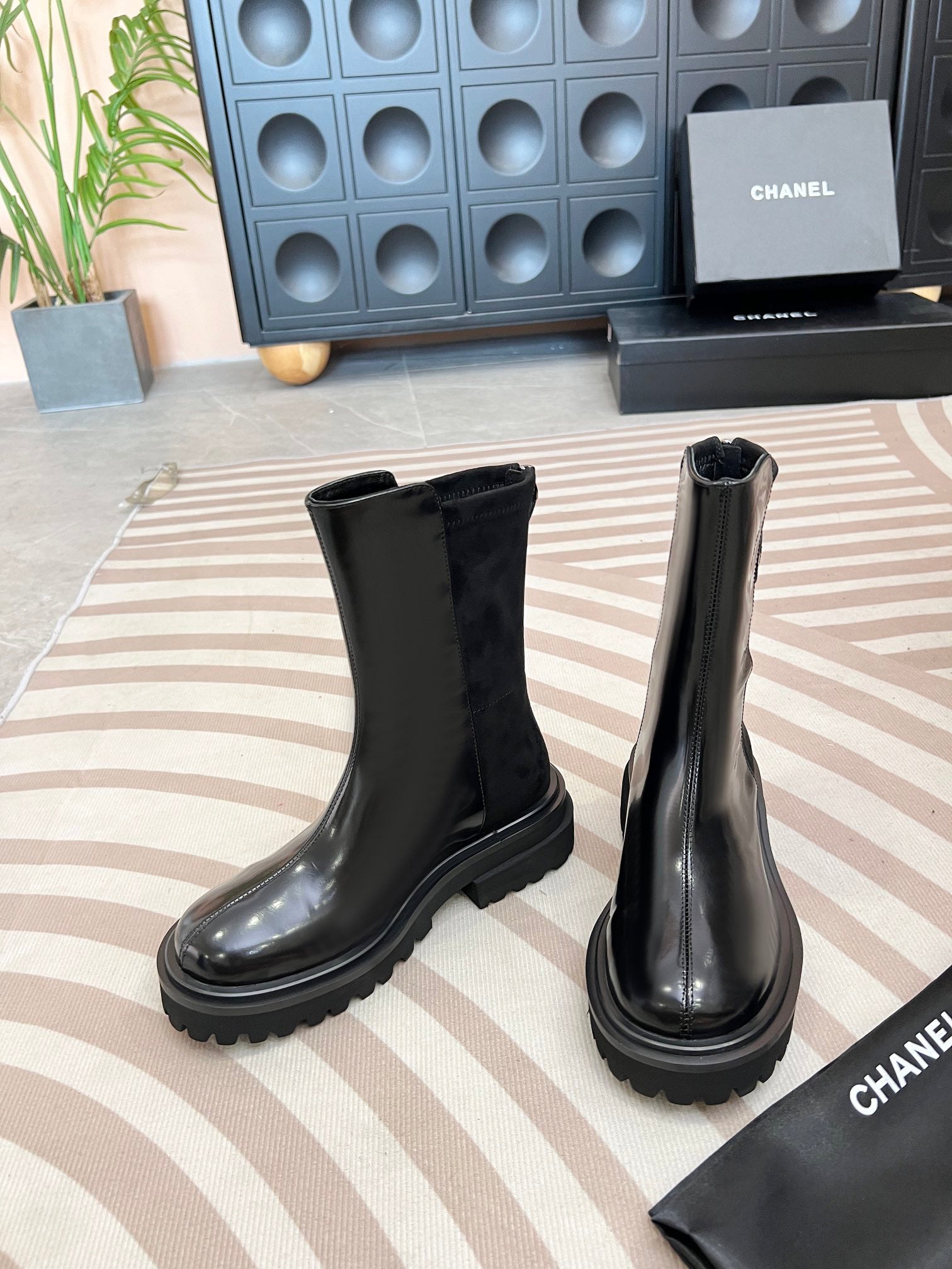 Thick-soled Knight Boots 0724110504