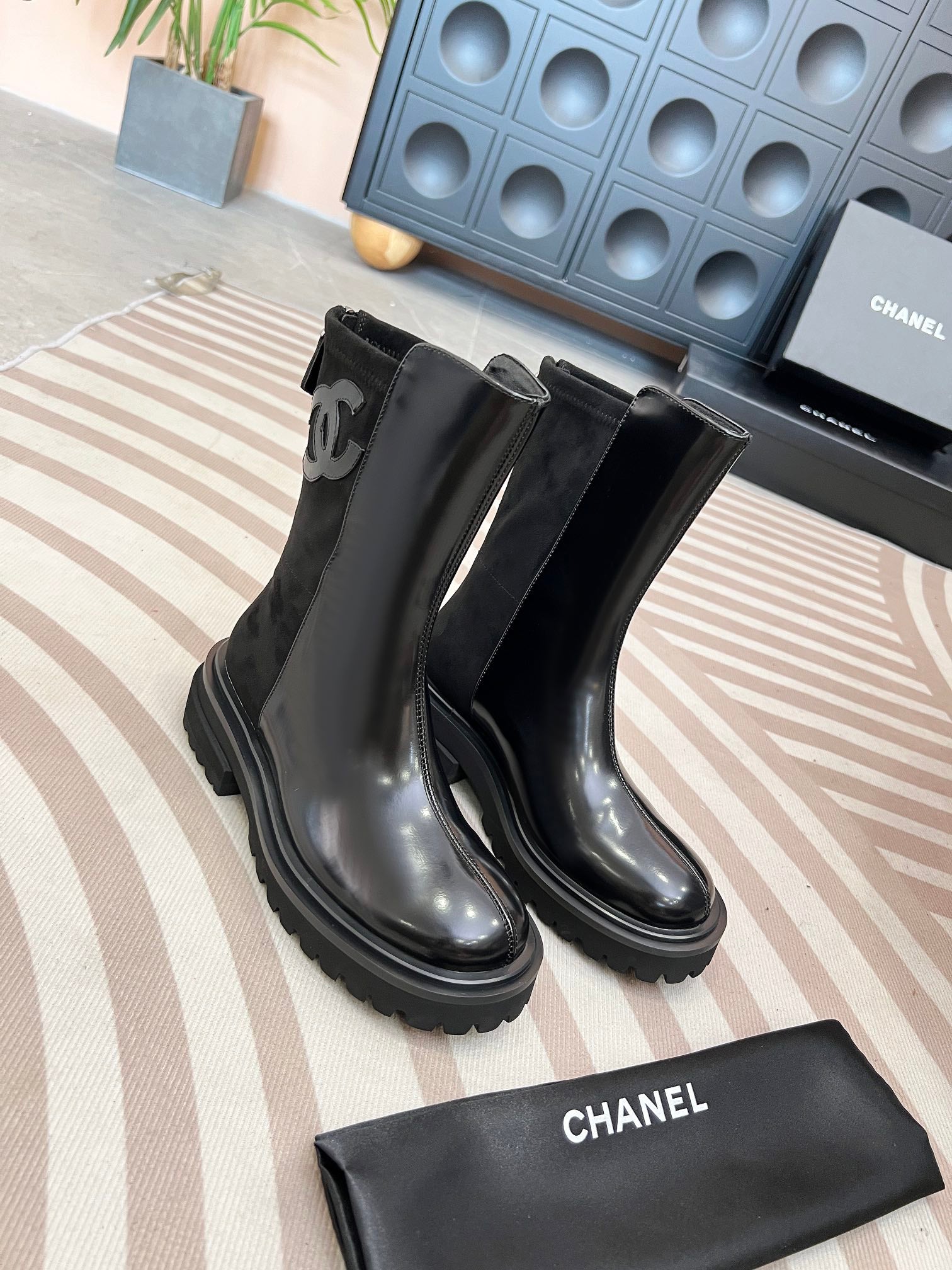 Thick-soled Knight Boots 0724110504