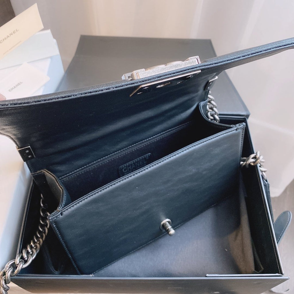 Classic Edition Bags WB01042701