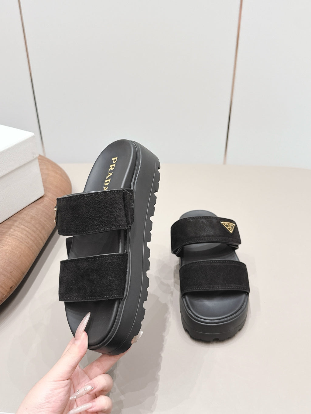Women's fashionable casual sandals 0726051905