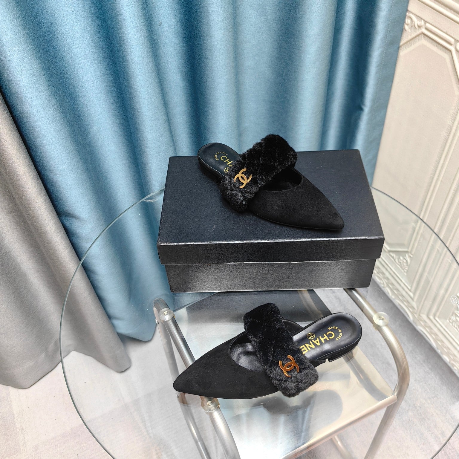 Fashion Pointed Toe Plush Slippers 0725021002