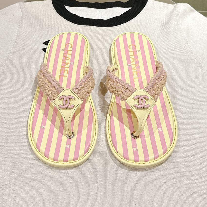 New fashionable and versatile women's sandals 1024071601