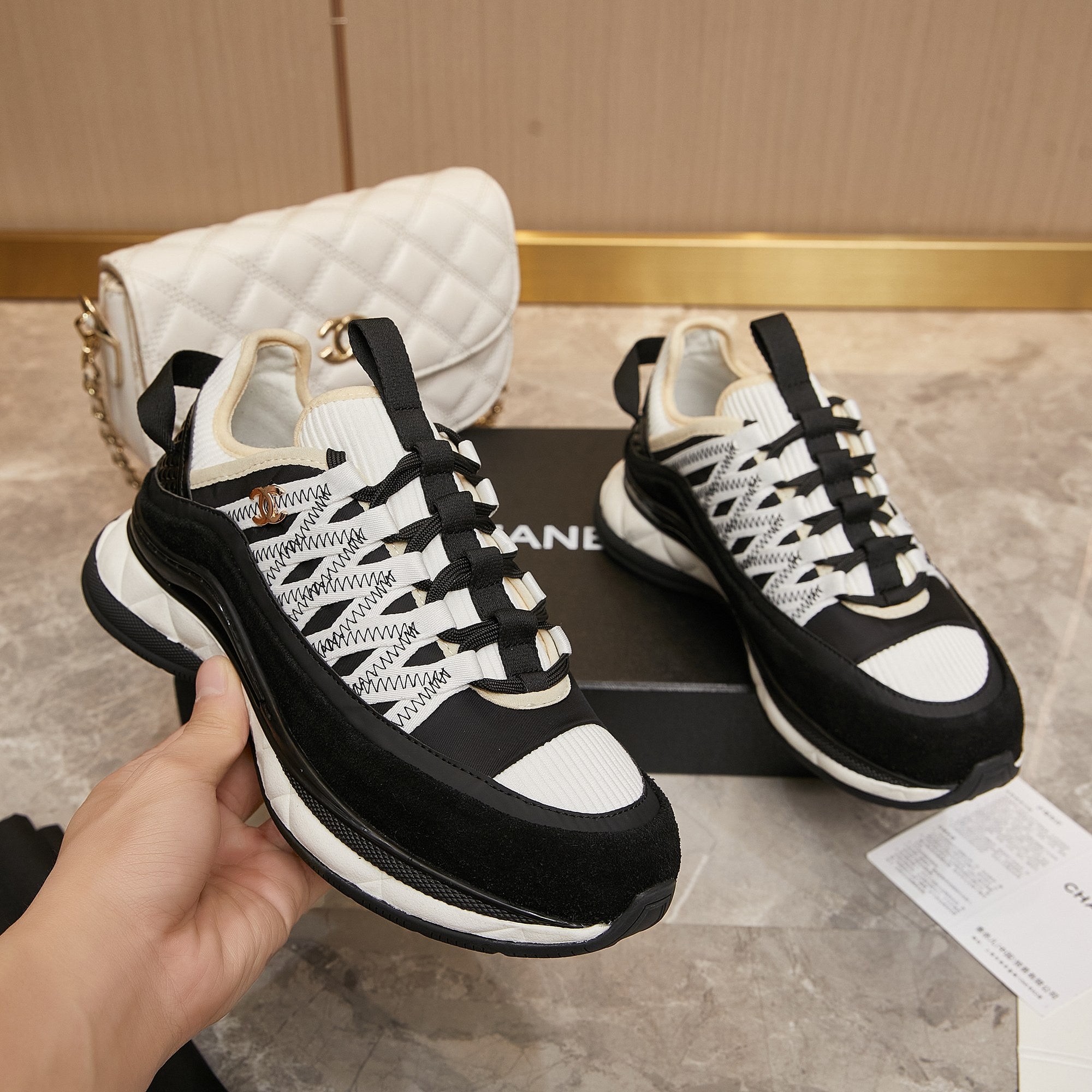 25ss new luxury fashion sports shoes 0725011401