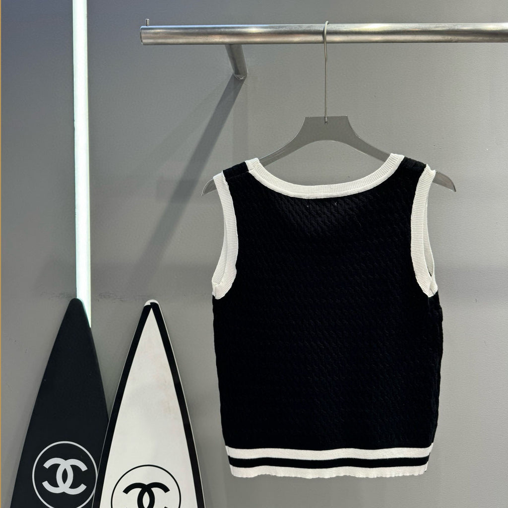 CH new twist knitted vest with contrasting colors fb0424091108