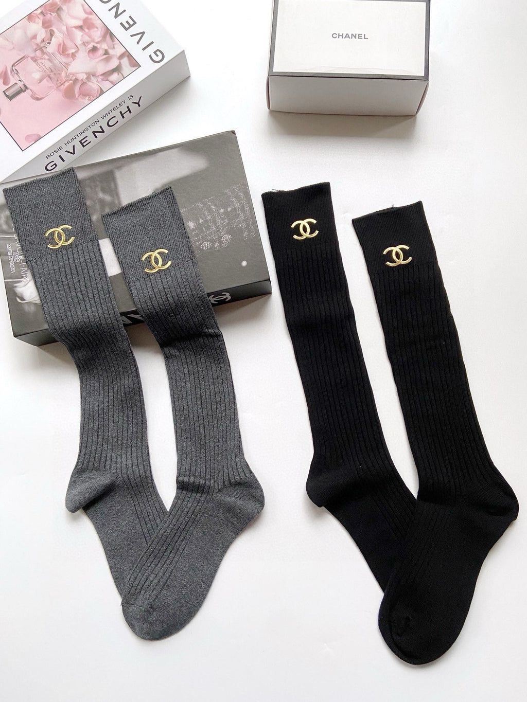 Classic double C letter logo pure cotton stockings calf socks 0724050906