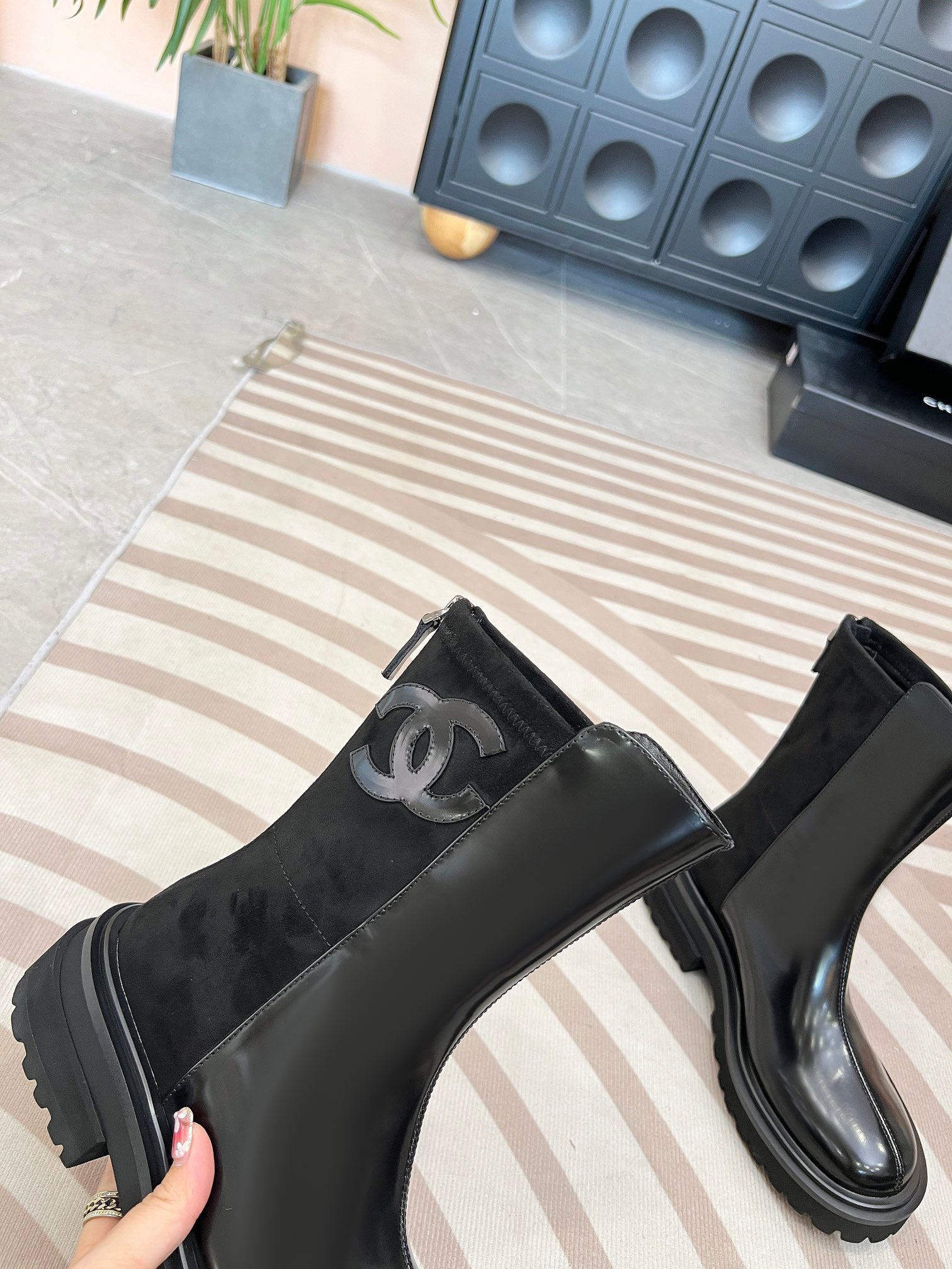 Thick-soled Knight Boots 0724110504