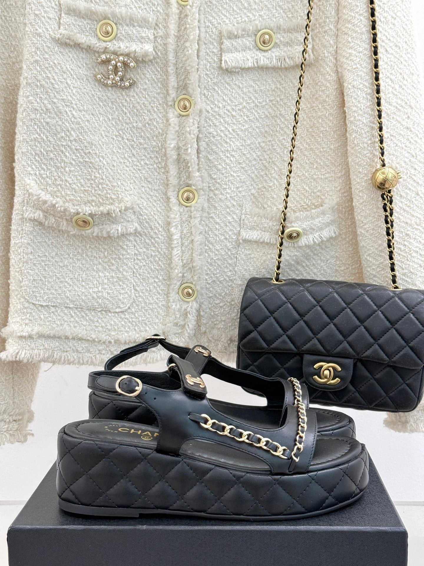 Diamond chain thick-soled platform sandals 0725031110