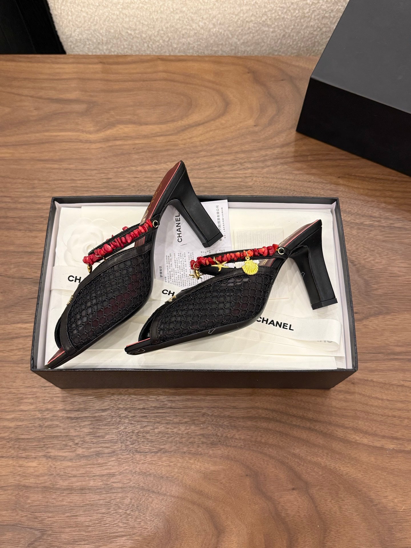 Women's fashionable summer mesh slippers 0726051903