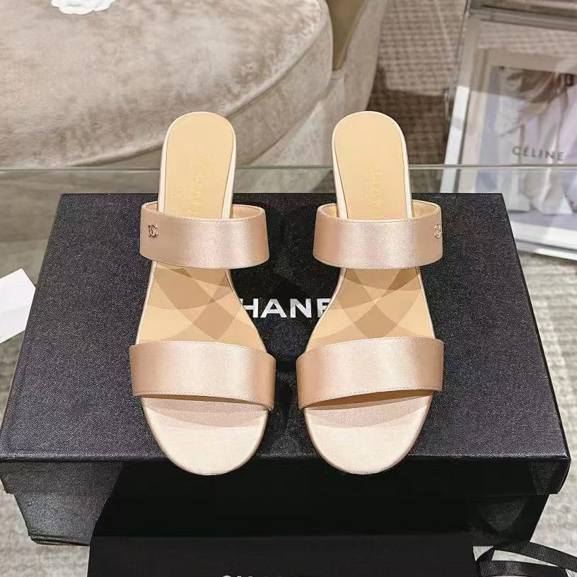 Mary Jane exquisite pearl hot diamond combination high heels 1824061802