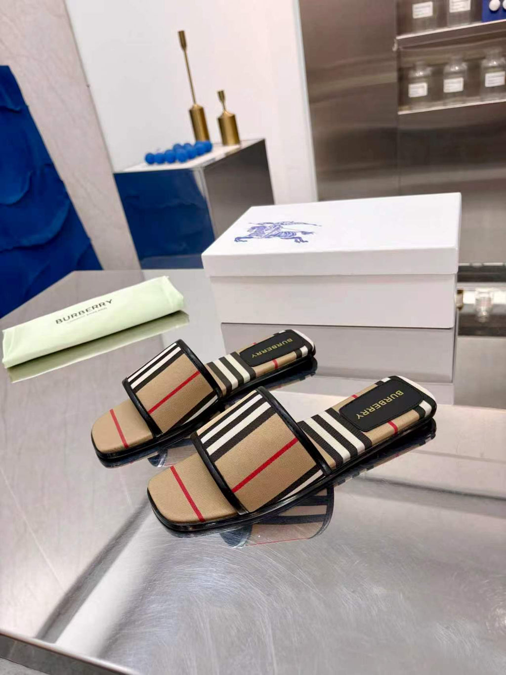 BBR Fashion Striped Slippers 0726051906