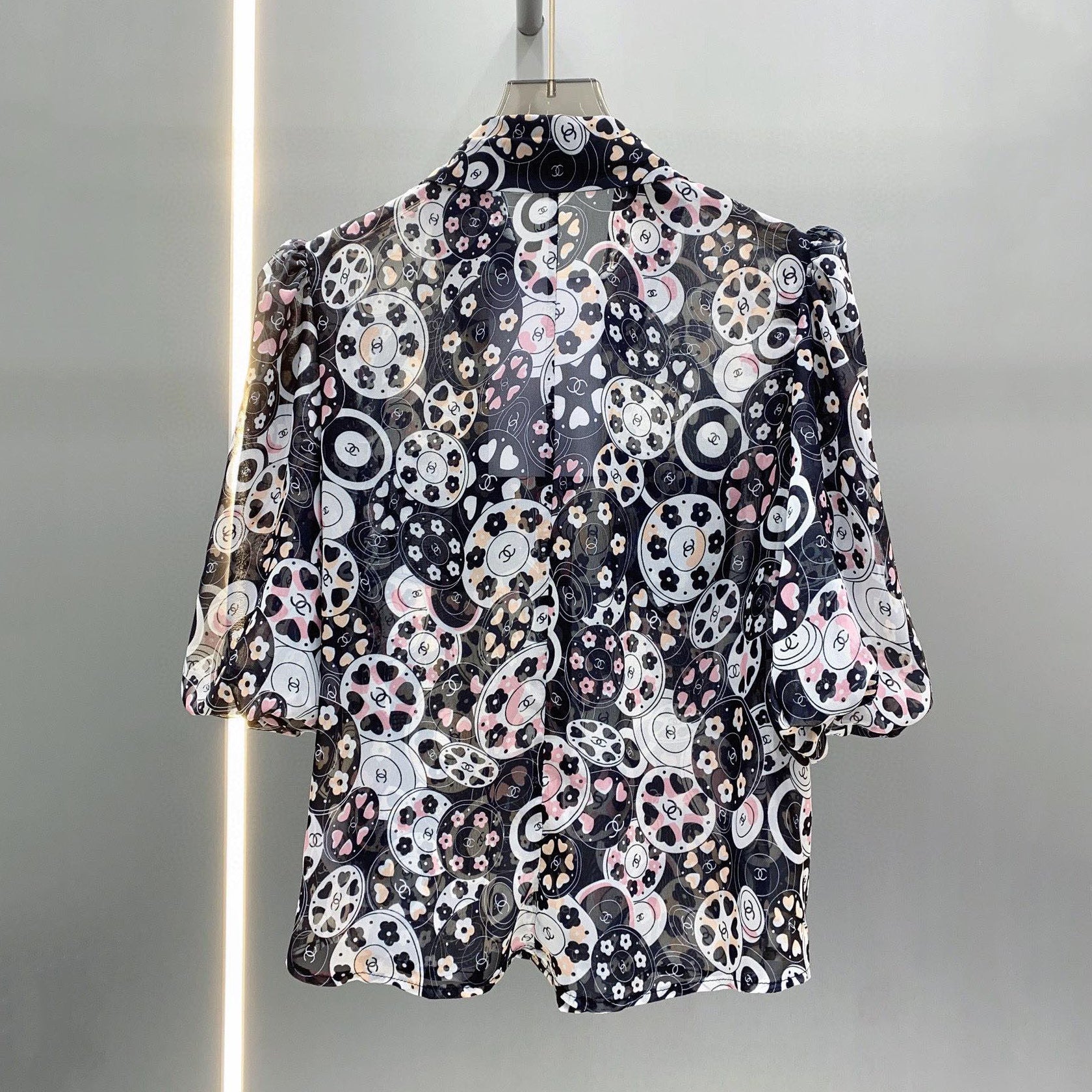 24 Printed shirt suit and skirt 1824042901