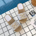 Fashionable Thick Bottom Outer Wear Four Seasons Household Non-Slip Sandals 1024071127