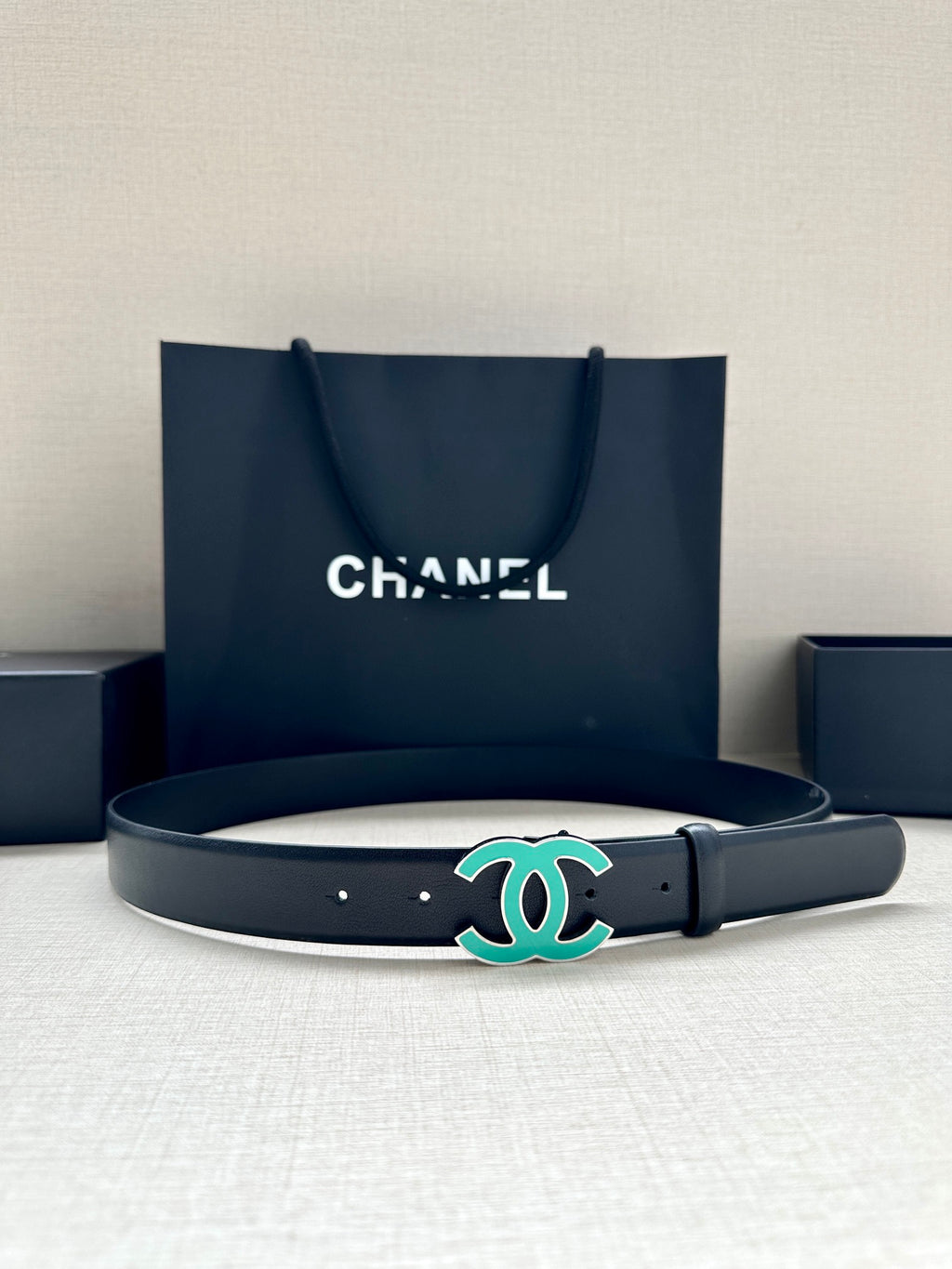 Fashionable women's leather classic belt 0724102302