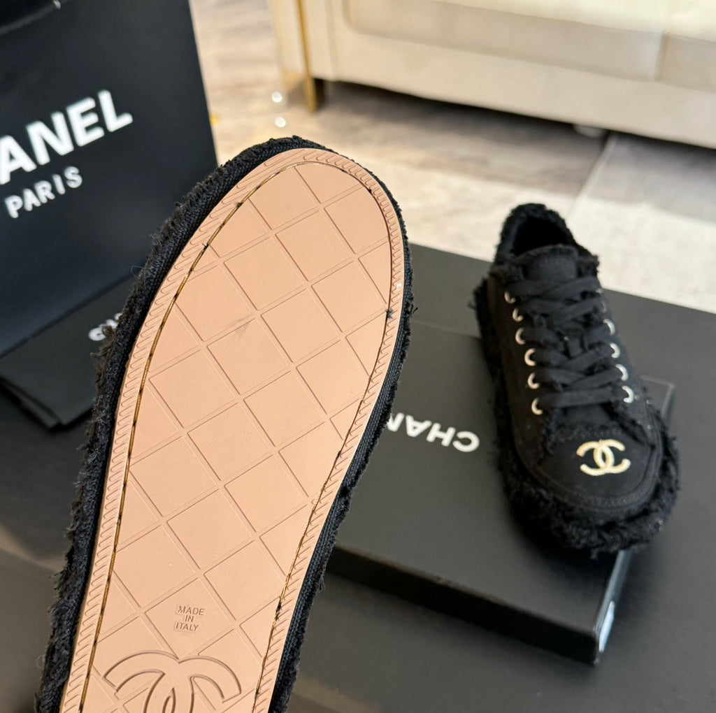 Luxury Fashion Embroidered Tassel Casual Shoes Canvas Shoes 0725020803