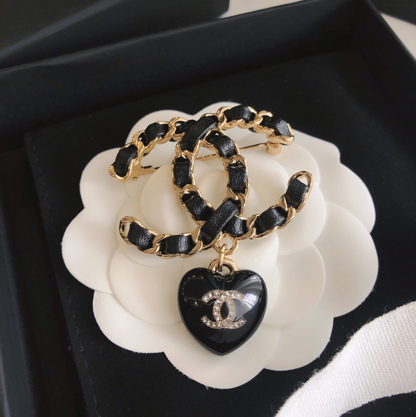 Love Pendant Brooch