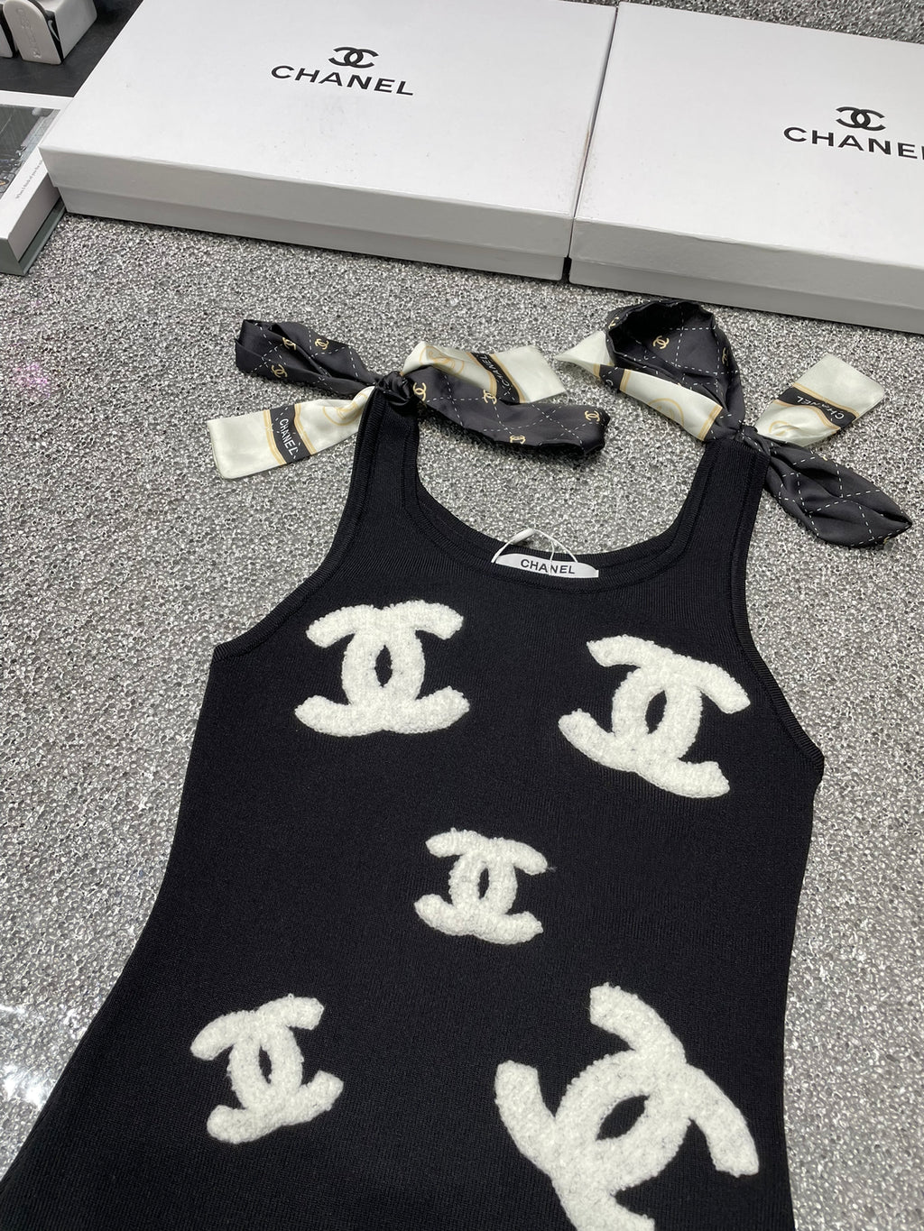 Summer new style tie bow jacquard knitted vest 0724042302