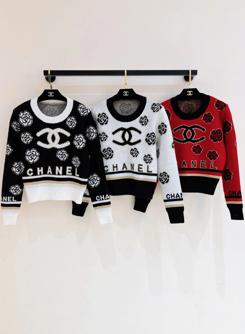 CHA New Camellia Pullover Sweater 0724012305