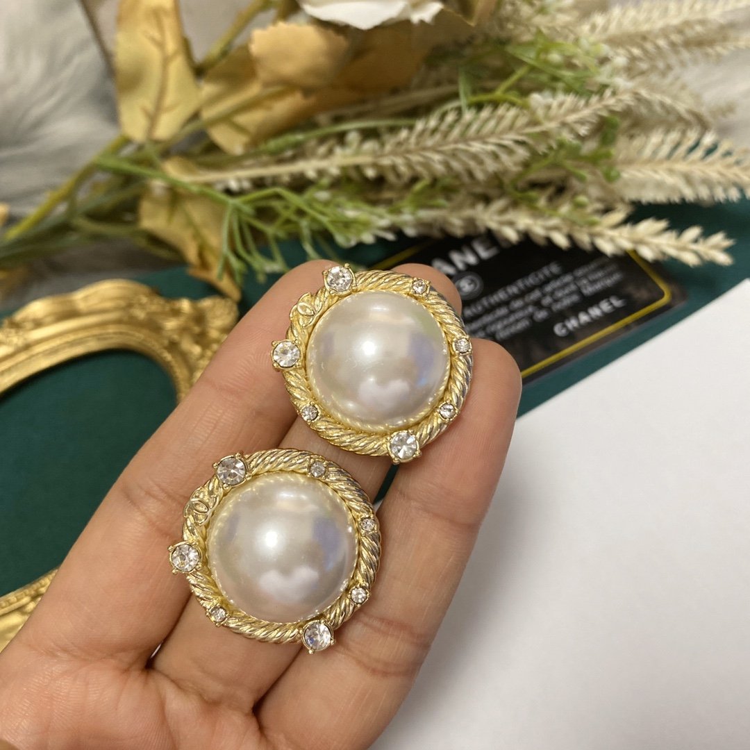 Pearl Earrings