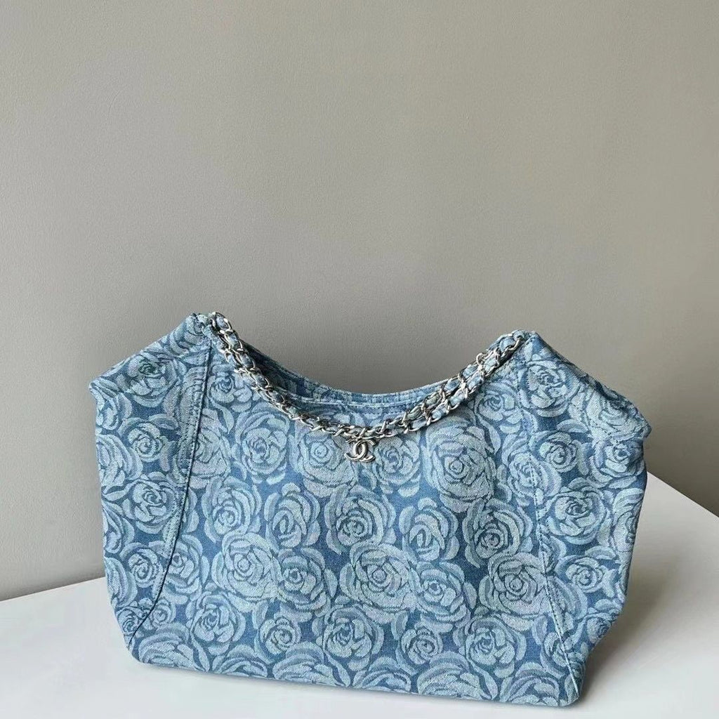 Fashion large capacity messenger bag PD1023080121