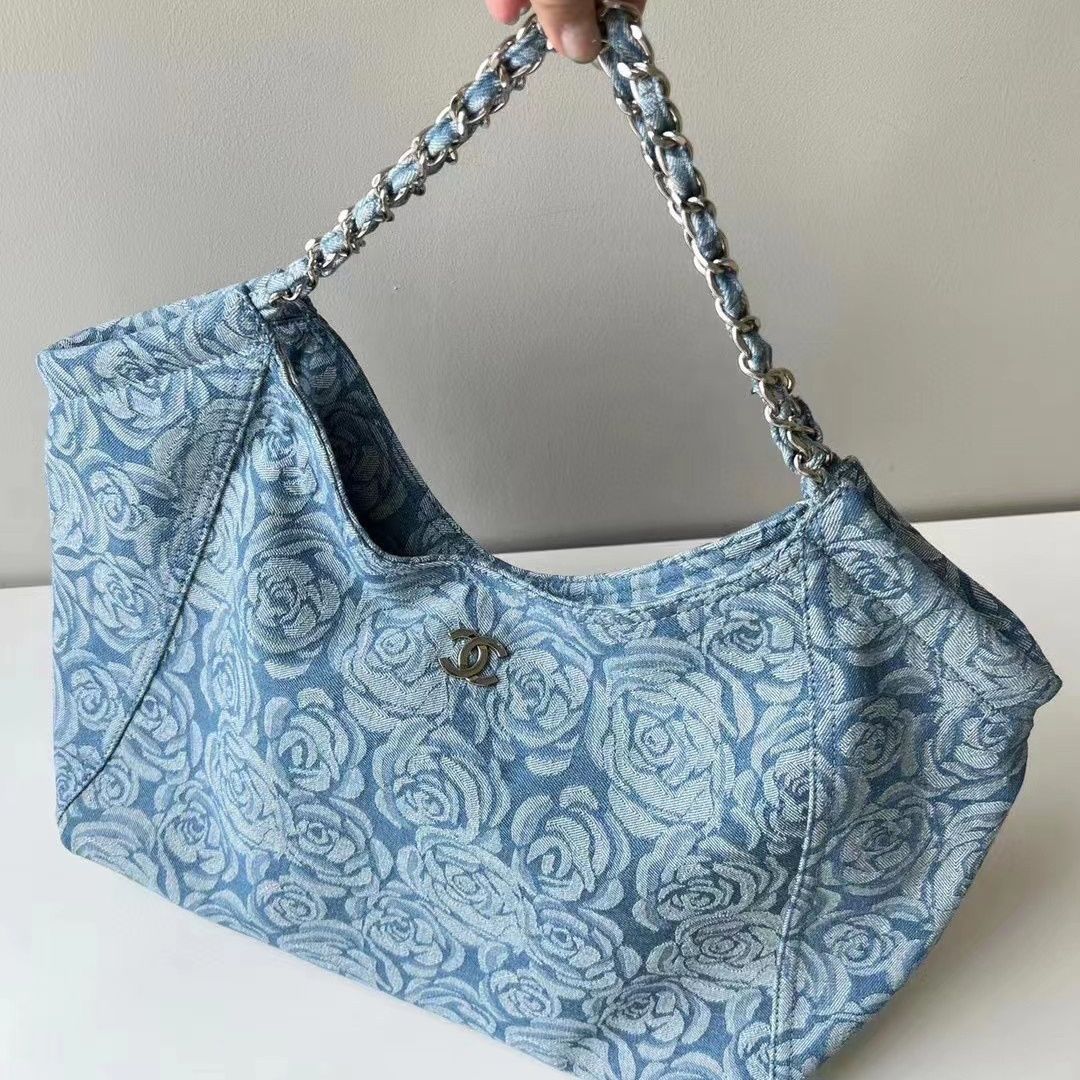 Fashion large capacity messenger bag PD1023080121