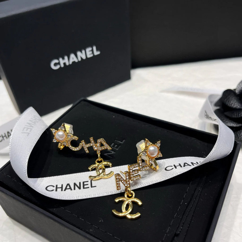 New fashion classic earrings 1024040905