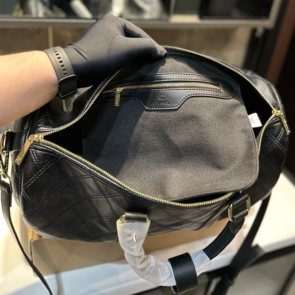 Out of Print Vintage Boston Bag 1025031001