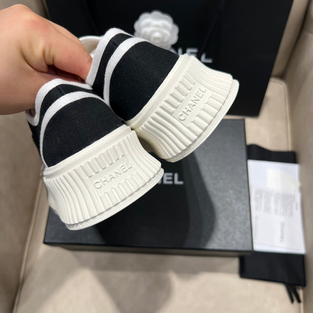 Vintage 2024 Autumn and Winter New Style Canvas Thick-soled Sneakers 1824071604