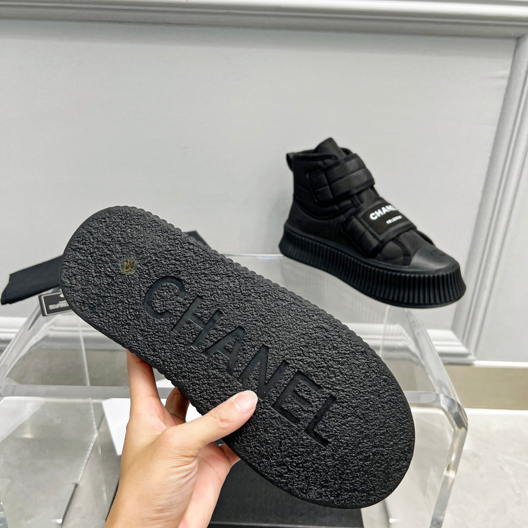 casual sports style bread shoes 0724110506