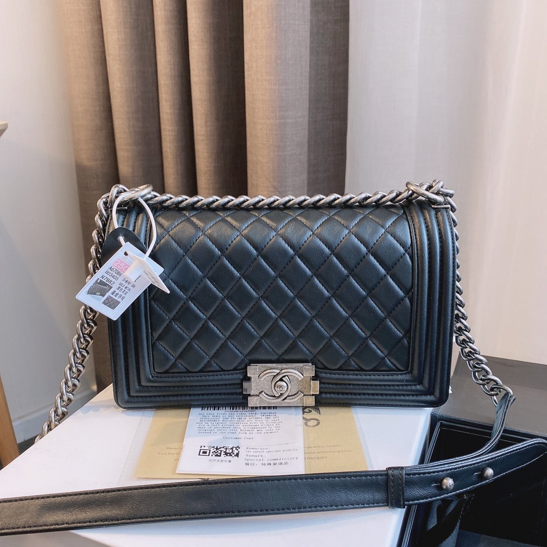 Classic Edition Bags WB01042701