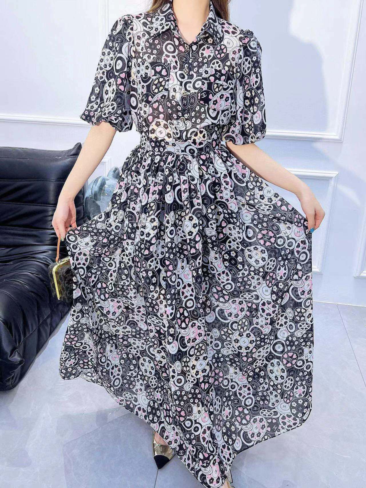 24 Printed shirt suit and skirt 1824042901