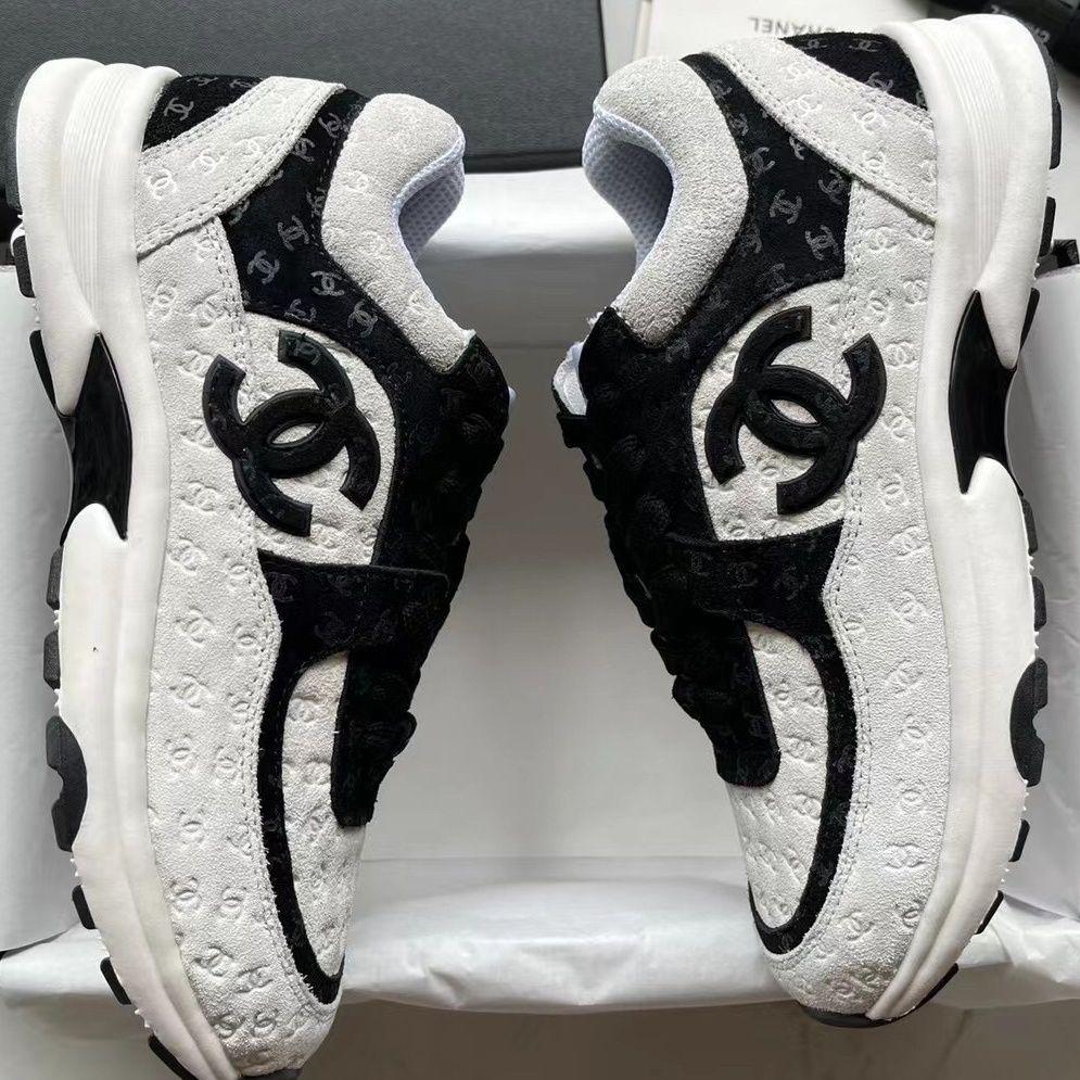 Black And White Panda Embossed Sneakers 0123121301