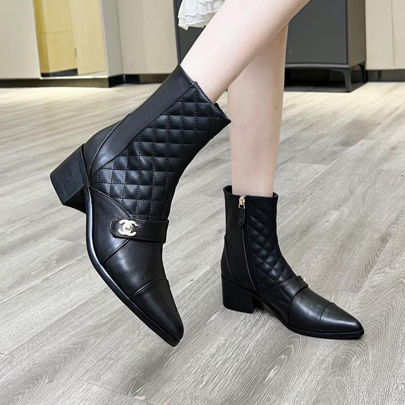 New Fashion Classic Line Cowhide Short Boots 1023121405