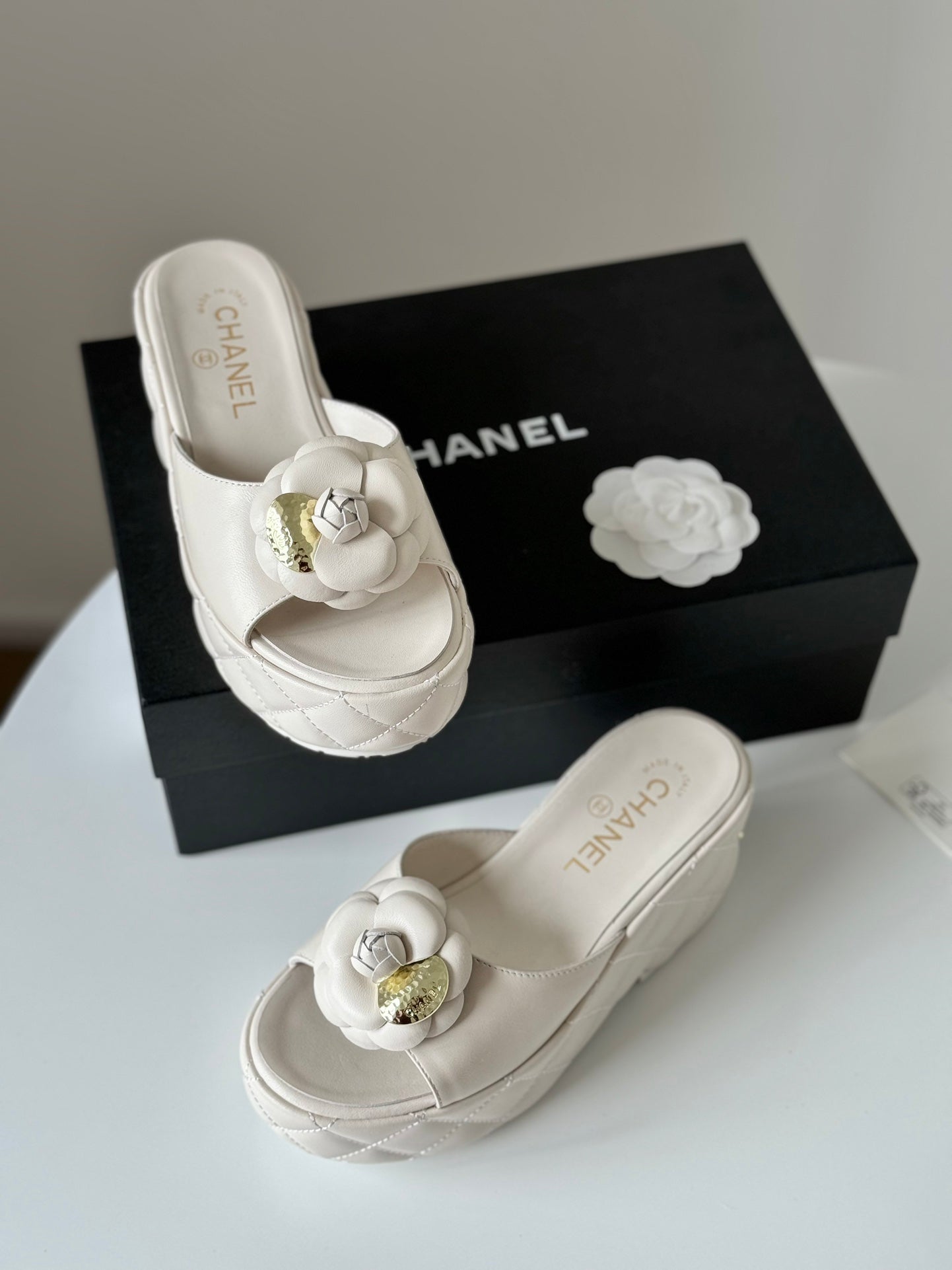 24SS camellia platform slippers 0724042709