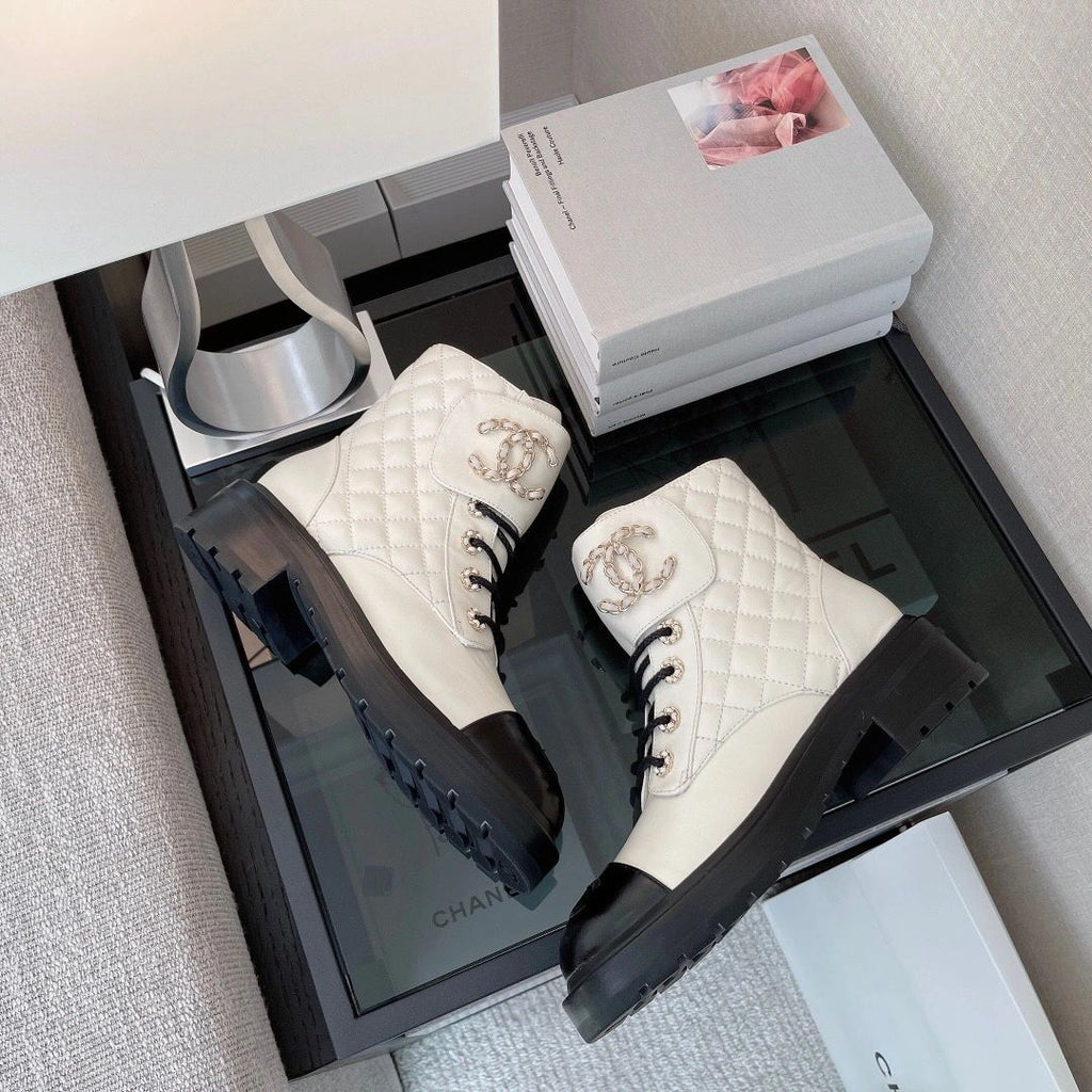 New Versatile Lace Up Small Leather Boots 1023121313