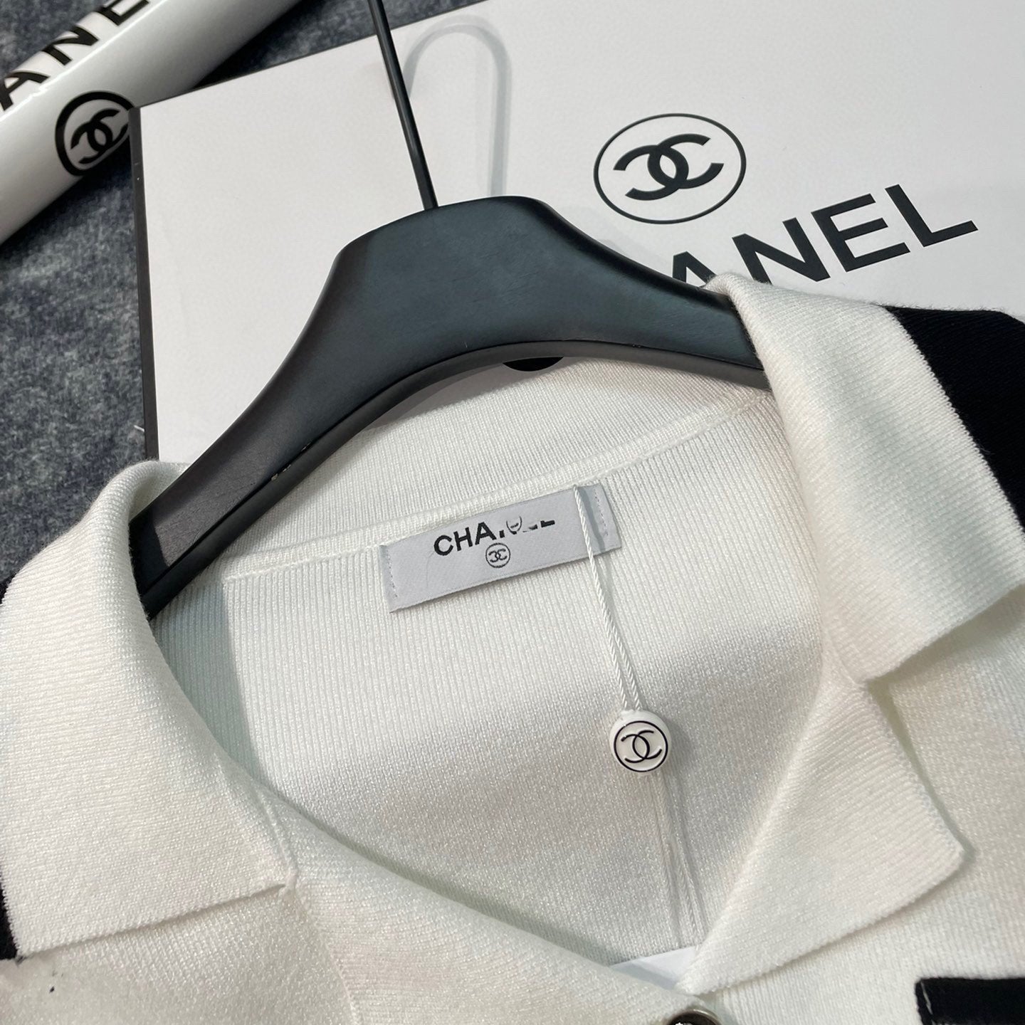 fashionable knitted sweater XC0723112001